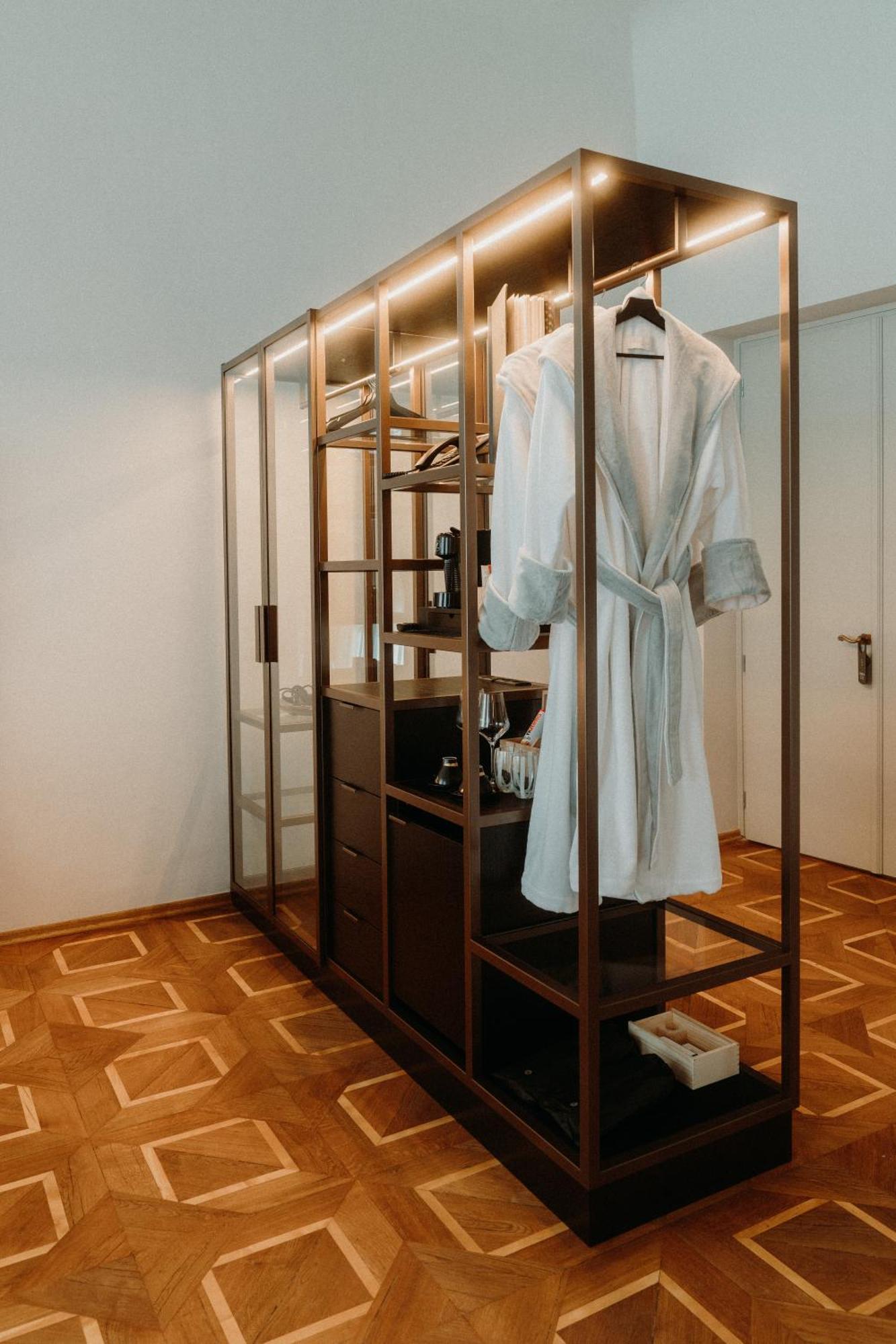 Meta Suites Historic City Living Bozen Buitenkant foto